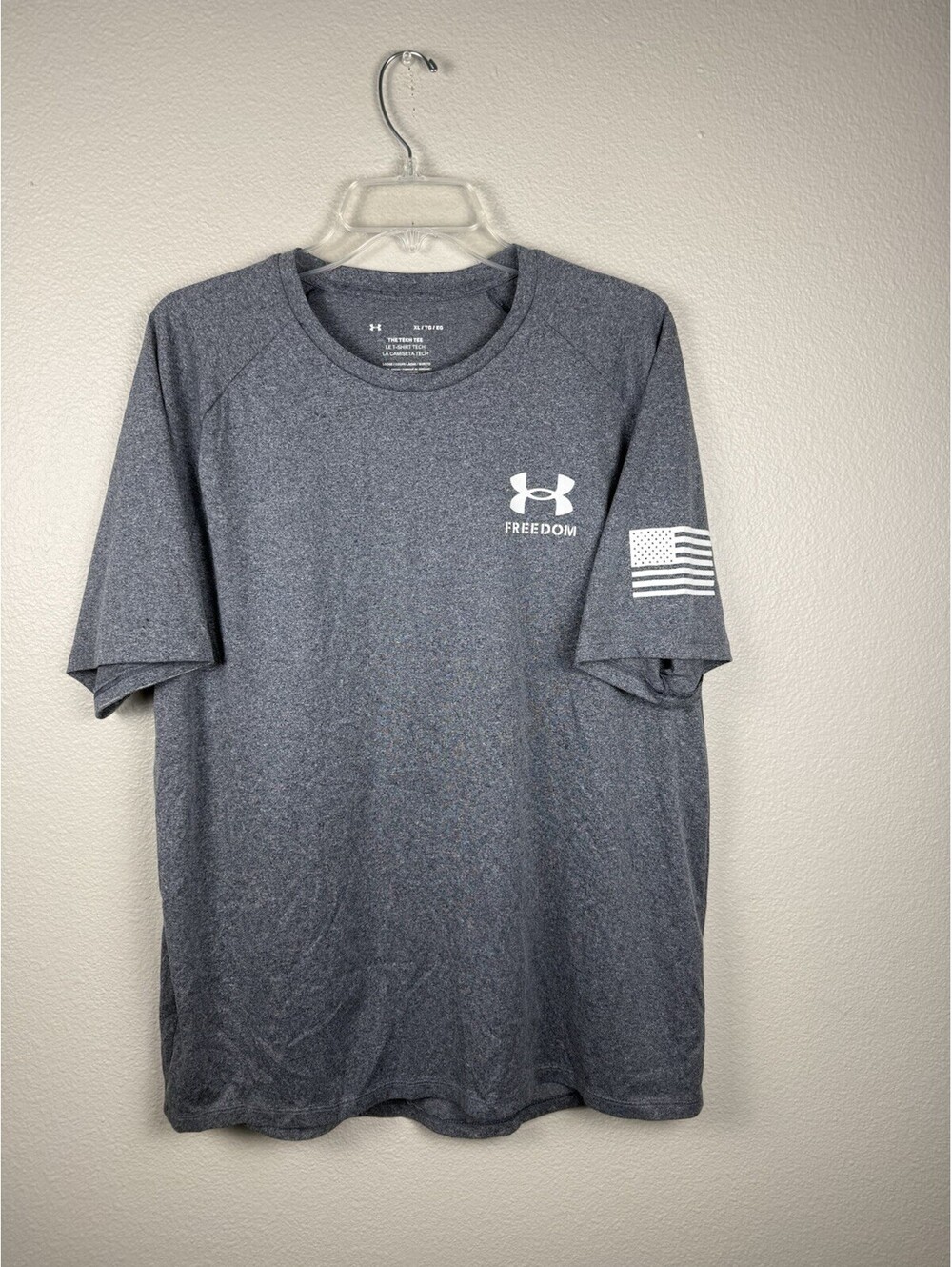 Under Armour Freedom Mens XL Tech Tee USA American Flag Gray Loose Fit Shirt